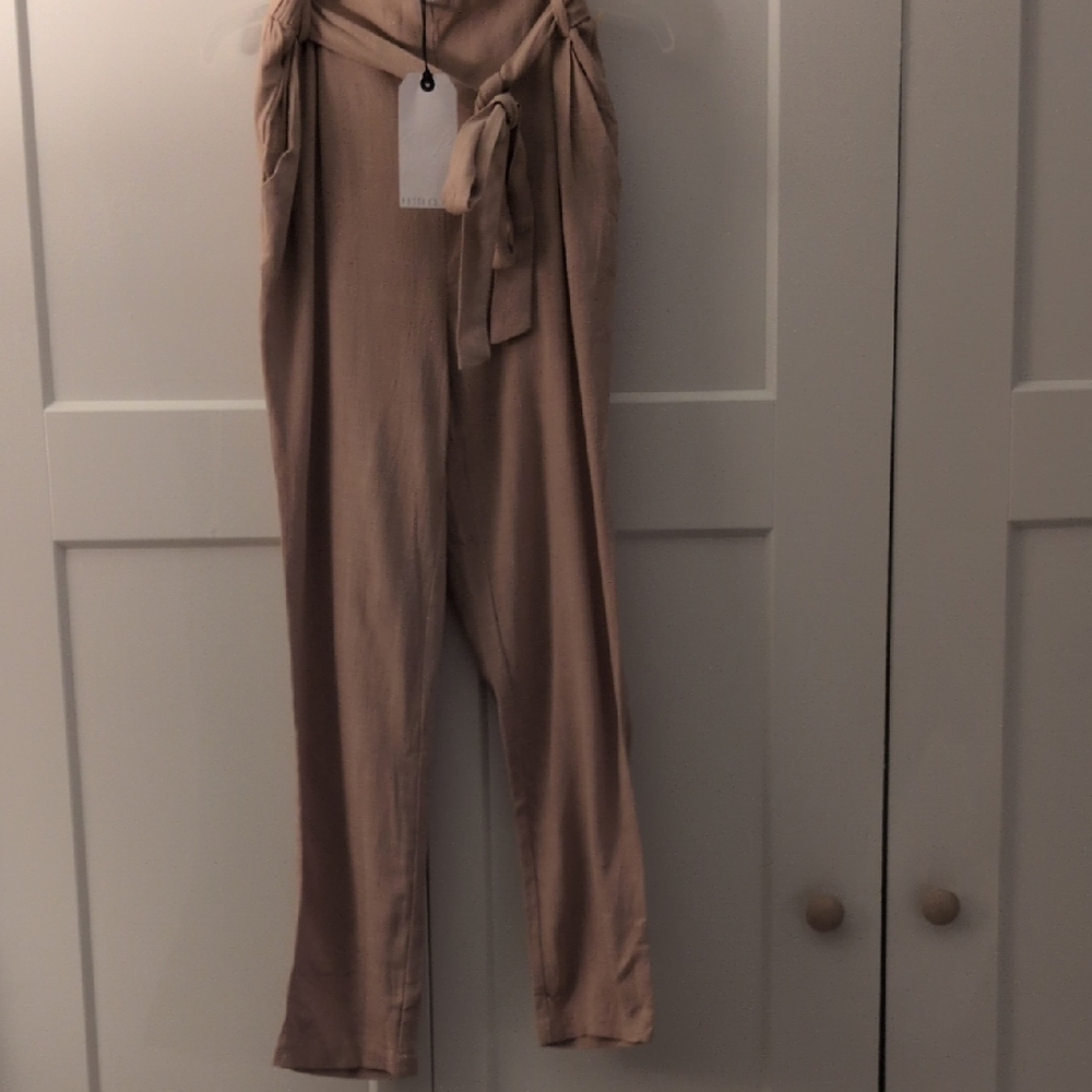 Nwt Potter's Pot Beige Pants